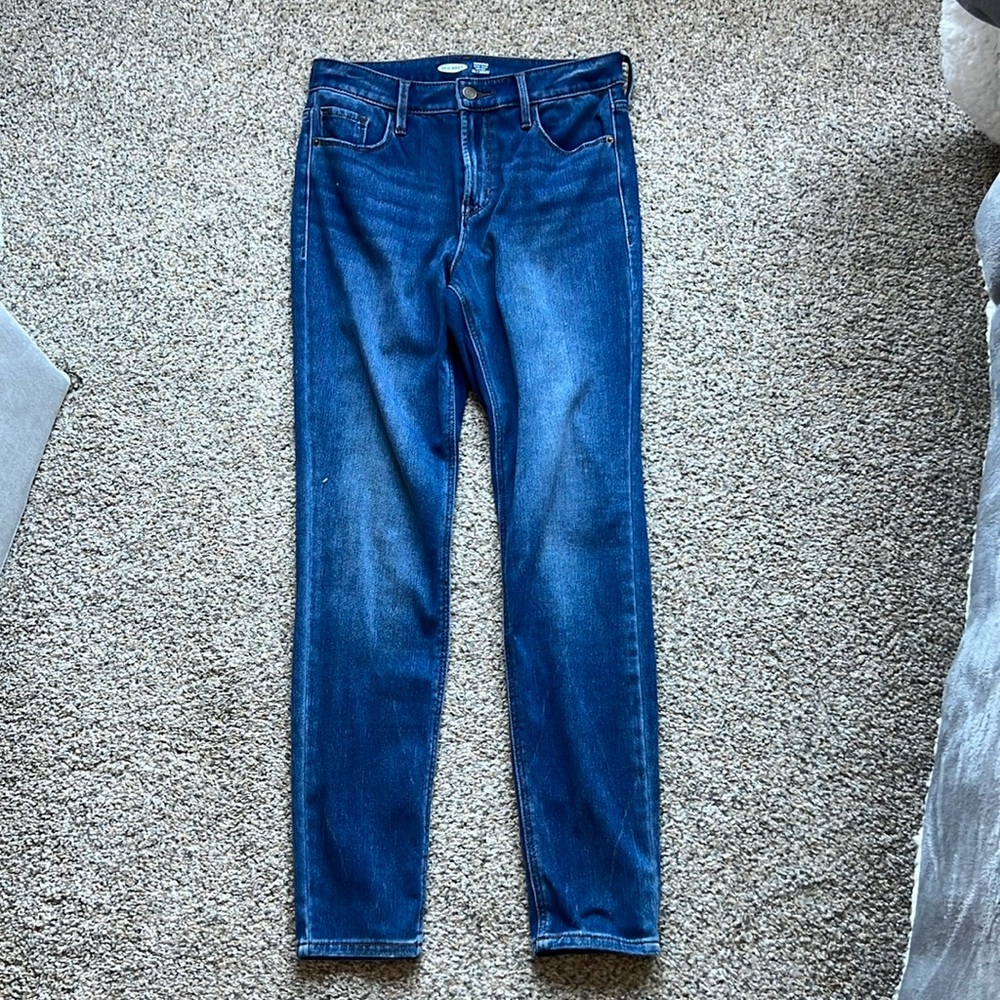Old Navy High Rise Stretchy Jeans